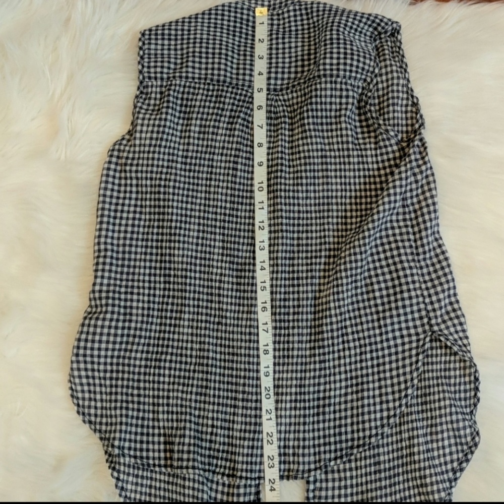 ⭐ Max Studio Button Top - Picture 4 of 5